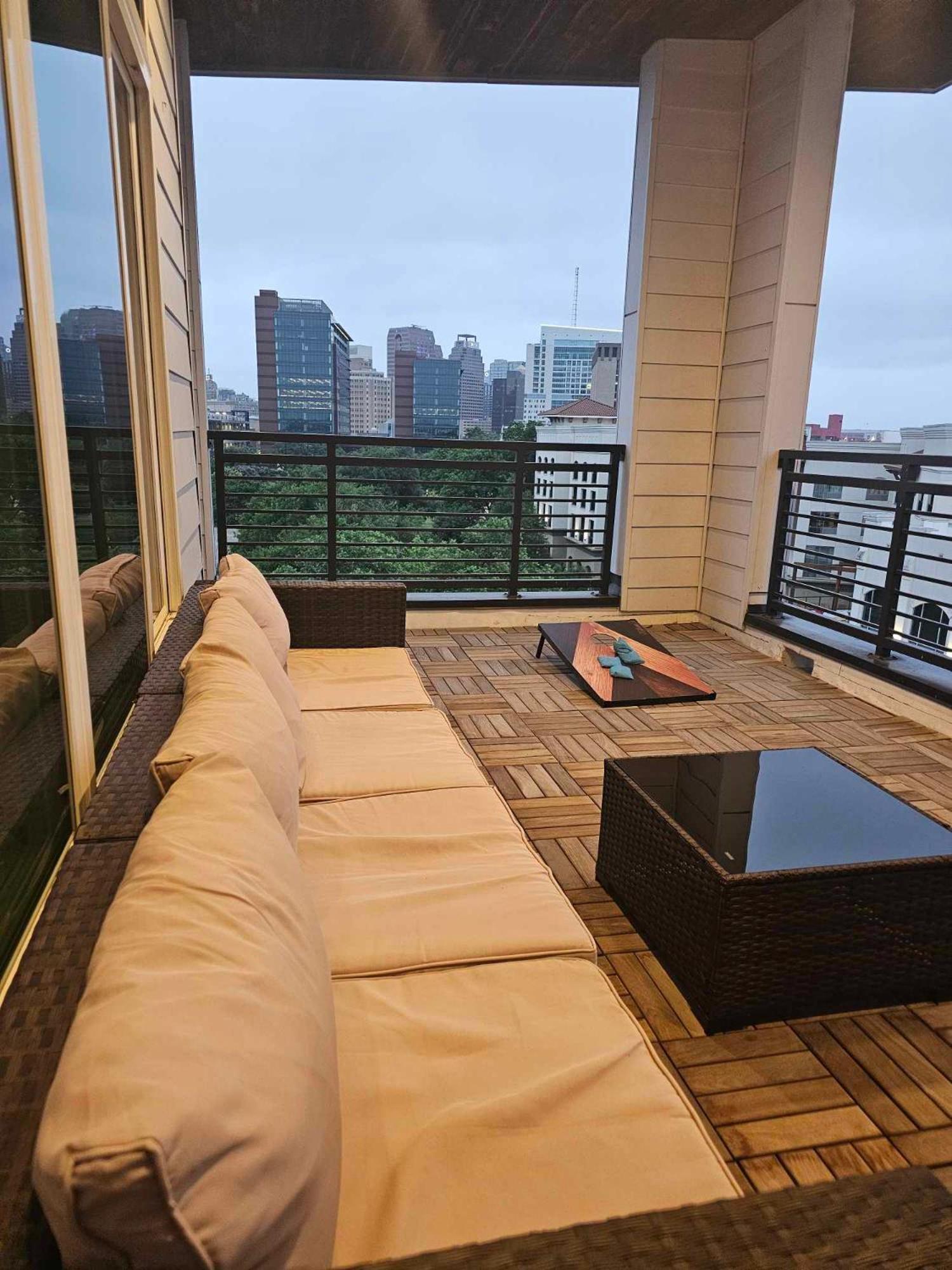 Riverwalk Penthouse Oasis W/Free Parking Gym Pool سان أنطونيو المظهر الخارجي الصورة
