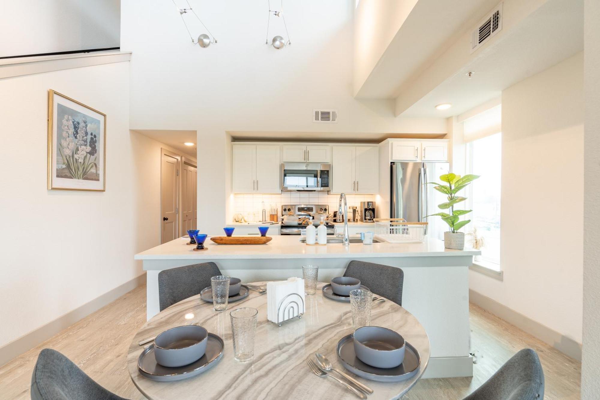 Riverwalk Penthouse Oasis W/Free Parking Gym Pool سان أنطونيو المظهر الخارجي الصورة
