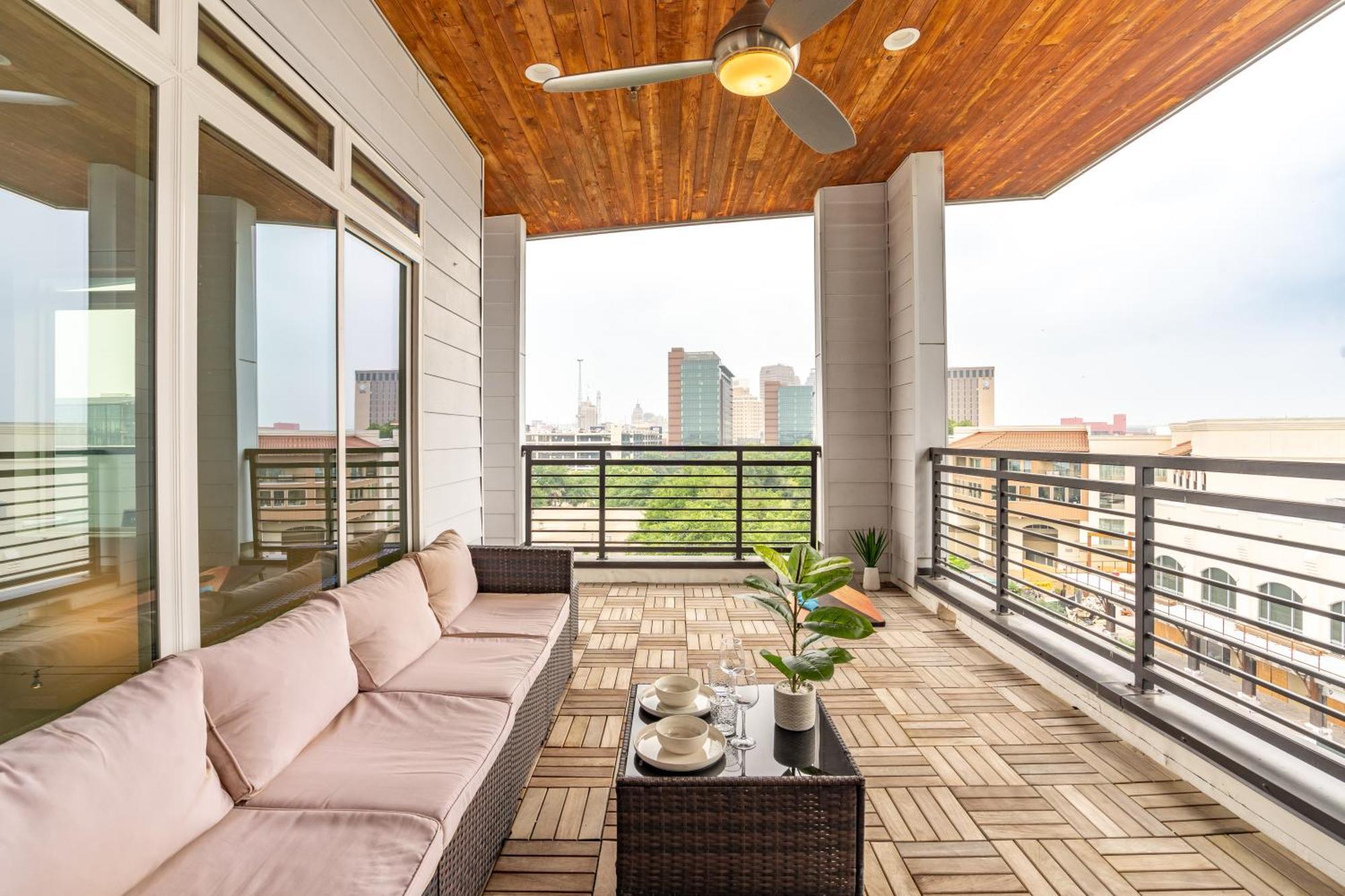 Riverwalk Penthouse Oasis W/Free Parking Gym Pool سان أنطونيو المظهر الخارجي الصورة